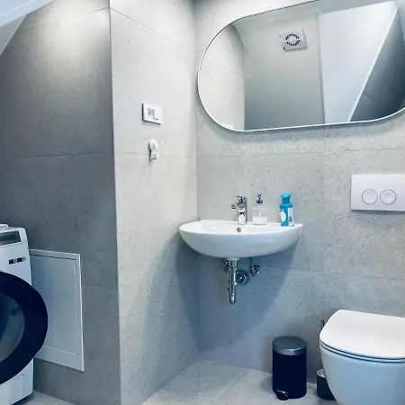 Kovaceva 15, App 2, Free Parking Ljubljana